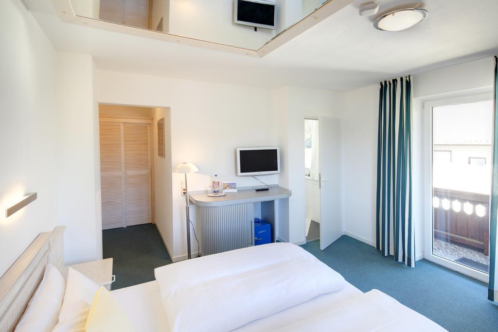 שוונגאו Hotel Kleiner Koenig מראה חיצוני תמונה