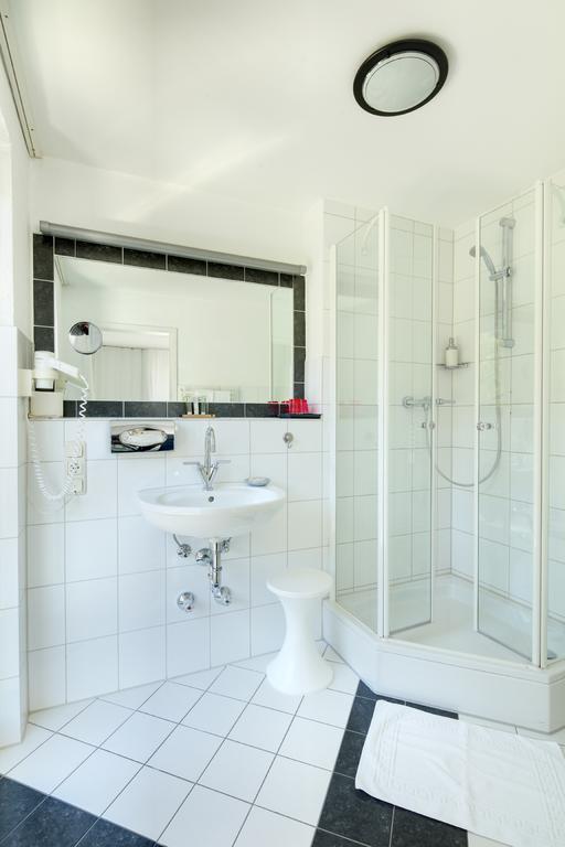 שוונגאו Hotel Kleiner Koenig מראה חיצוני תמונה