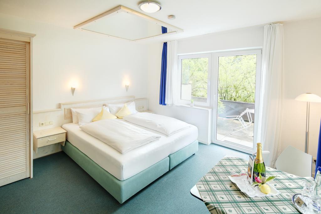 שוונגאו Hotel Kleiner Koenig מראה חיצוני תמונה