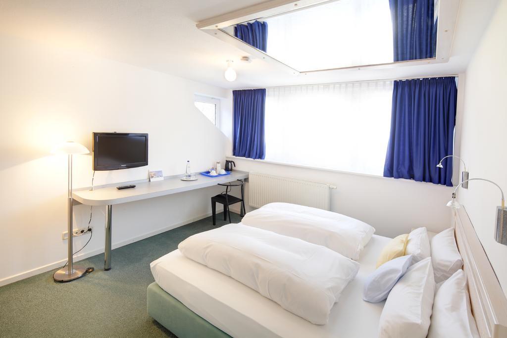 שוונגאו Hotel Kleiner Koenig מראה חיצוני תמונה